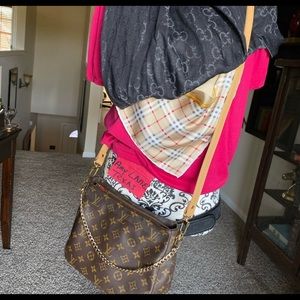 Monogram Looping MM ( crossbody ability)